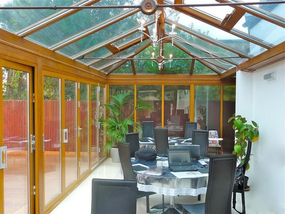 Skylark Guest House Hounslow Exterior photo