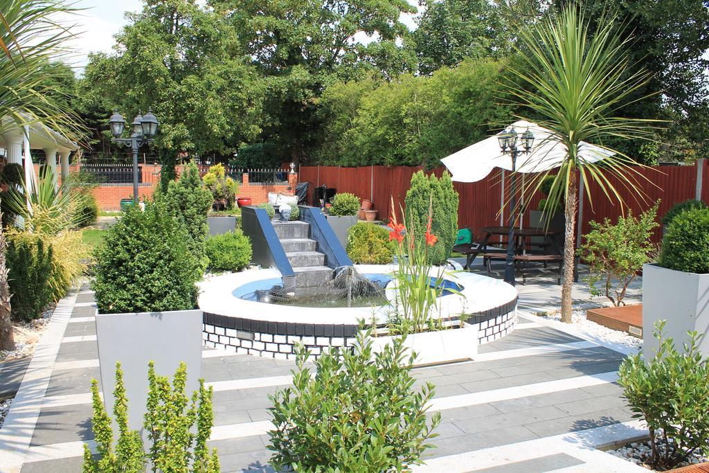 Skylark Guest House Hounslow Exterior photo